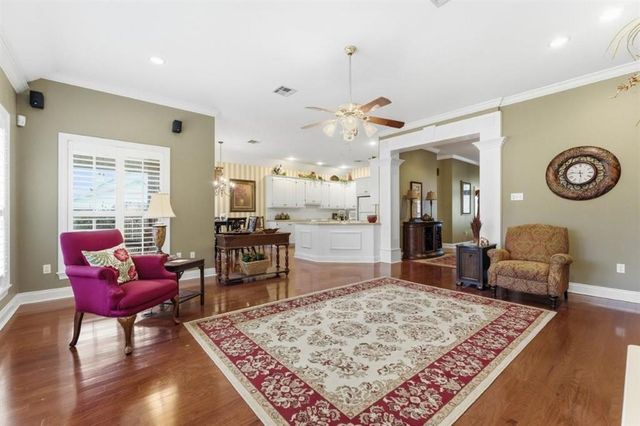 6159 Oak Leaf Lane, Lake Charles, LA 70605