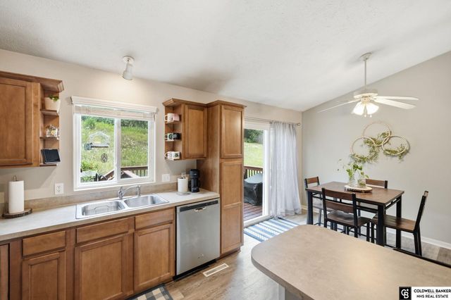 7354 Potter Street, Omaha, NE 68122