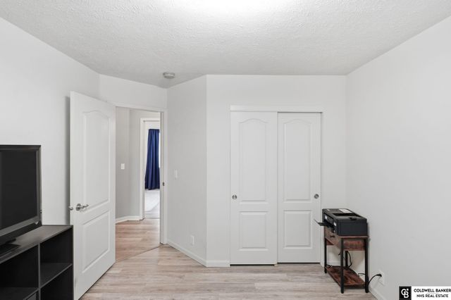7354 Potter Street, Omaha, NE 68122