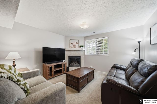 7354 Potter Street, Omaha, NE 68122