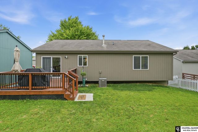 7354 Potter Street, Omaha, NE 68122