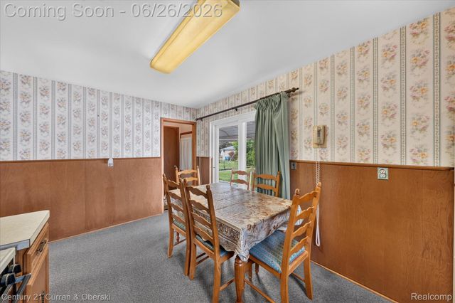 13321 Perry Circle, Warren, MI 48088
