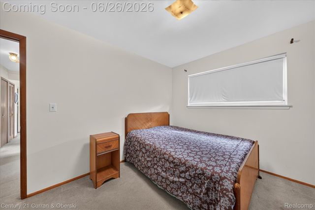 13321 Perry Circle, Warren, MI 48088