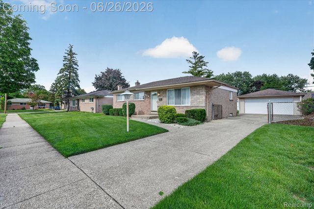 13321 Perry Circle, Warren, MI 48088