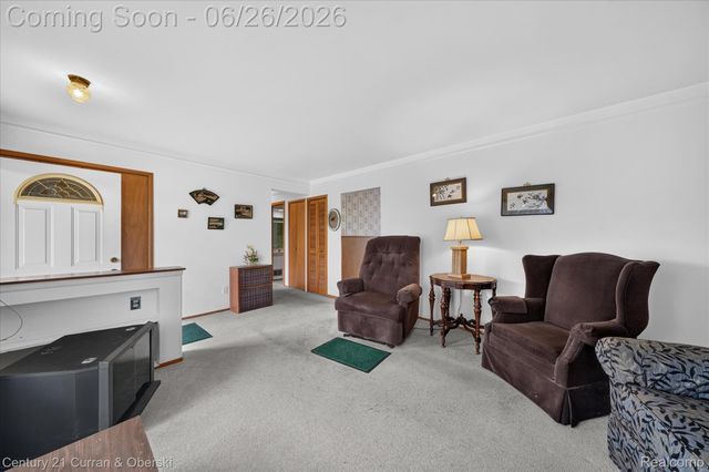 13321 Perry Circle, Warren, MI 48088