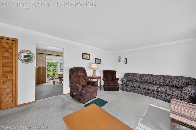 13321 Perry Circle, Warren, MI 48088