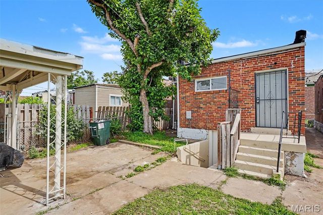 4416 San Francisco Avenue, St Louis, MO 63115