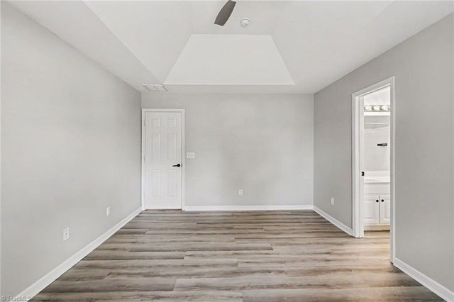 189 Picardy Court, Kernersville, NC 27284