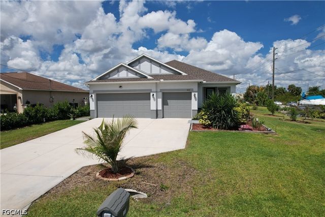 605 Norman AVE, Lehigh Acres, FL 33971
