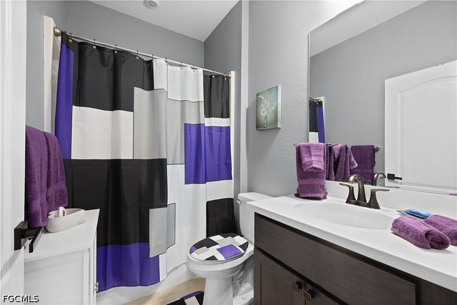 605 Norman AVE, Lehigh Acres, FL 33971