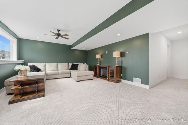 3131 Timberpine Avenue, Park Twp, MI 49424
