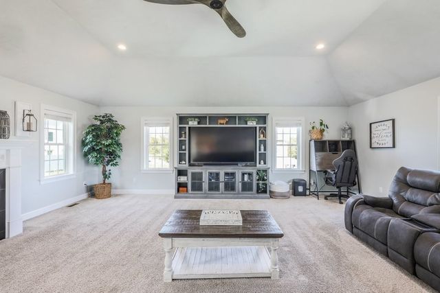 51 Woodside Avenue, Rutland, MA 01543