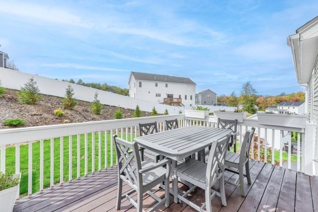 51 Woodside Avenue, Rutland, MA 01543