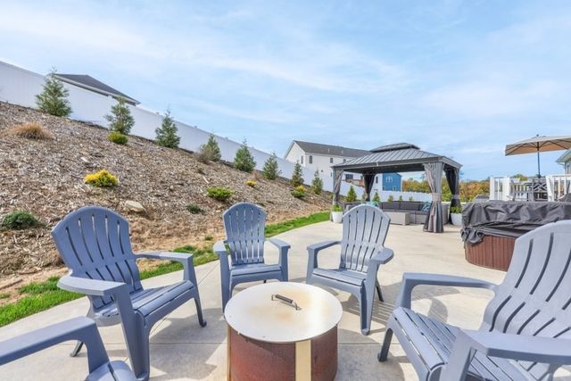 51 Woodside Avenue, Rutland, MA 01543