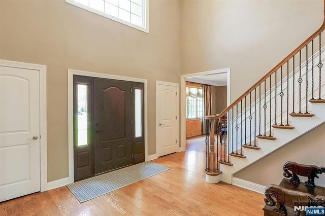 103 Ivy Lane, River Vale, NJ 07675