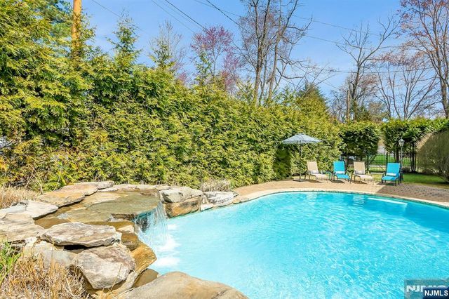 103 Ivy Lane, River Vale, NJ 07675