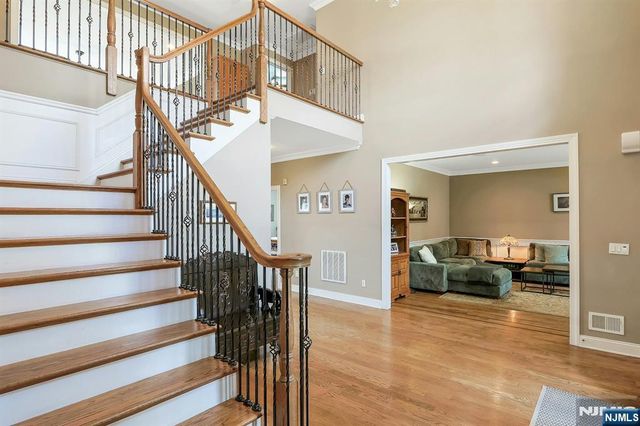 103 Ivy Lane, River Vale, NJ 07675
