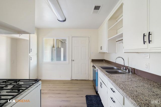 616 Francis Street, Bakersfield, CA 93308