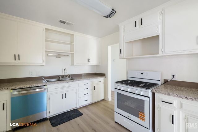 616 Francis Street, Bakersfield, CA 93308