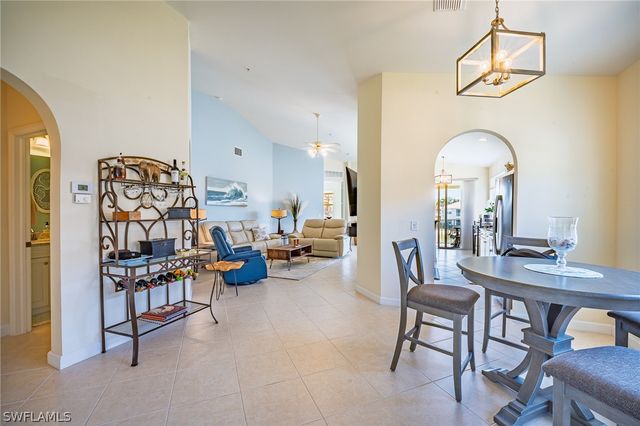 3049 Driftwood WAY 3808, Naples, FL 34109