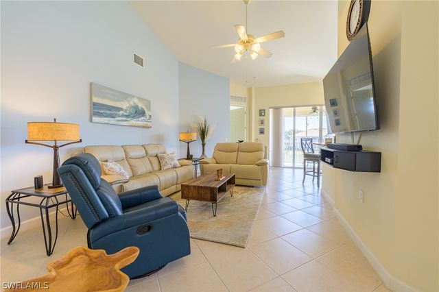 3049 Driftwood WAY 3808, Naples, FL 34109