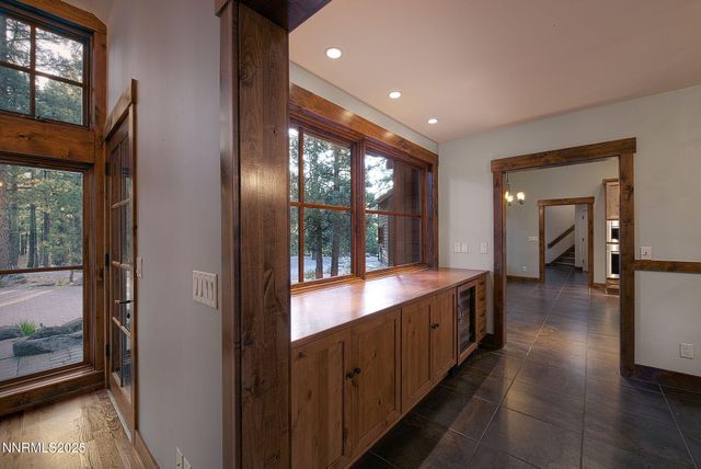 16555 Evergreen Hills Drive, Reno, NV 89511