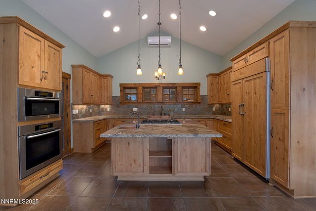 16555 Evergreen Hills Drive, Reno, NV 89511