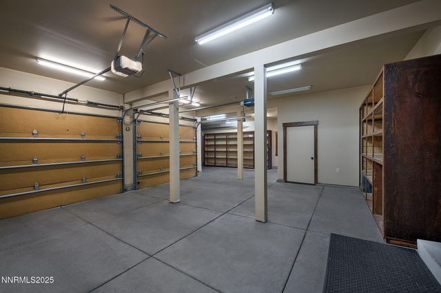 16555 Evergreen Hills Drive, Reno, NV 89511