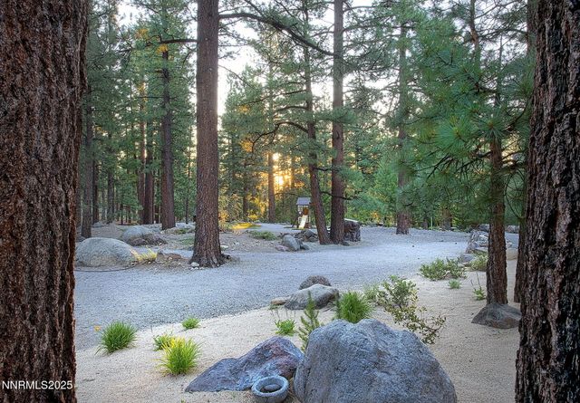 16555 Evergreen Hills Drive, Reno, NV 89511