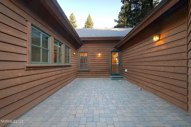 16555 Evergreen Hills Drive, Reno, NV 89511