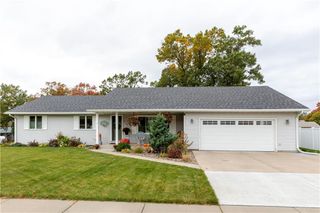 2634 Abbe Hill Drive, Eau Claire, WI 54703