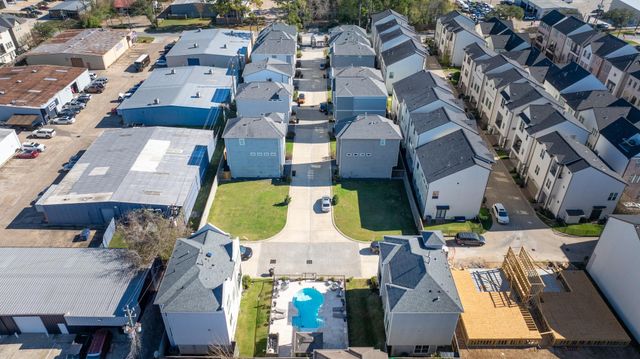 10918 Upland Retreat Drive, Houston, TX 77043