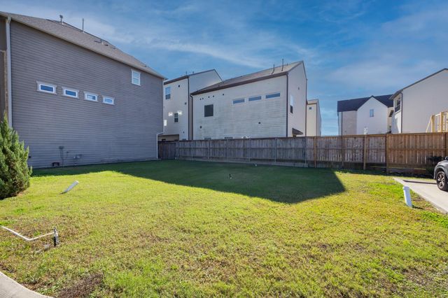 10918 Upland Retreat Drive, Houston, TX 77043