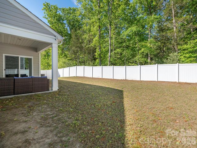 3649 Azalea Ridge Drive, Mount Holly, NC 28120