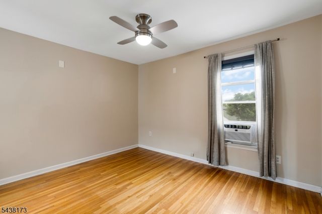 5 3Rd St, Raritan Boro, NJ 08869