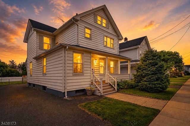 5 3Rd St, Raritan Boro, NJ 08869