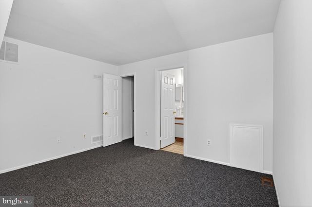 2701 CANYON CT, Mays Landing, NJ 08330