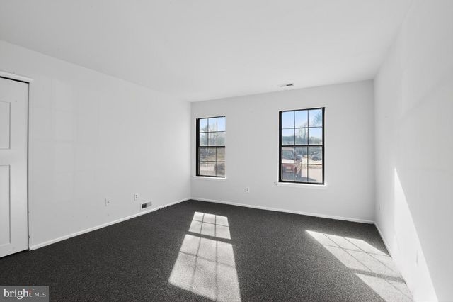 2701 CANYON CT, Mays Landing, NJ 08330