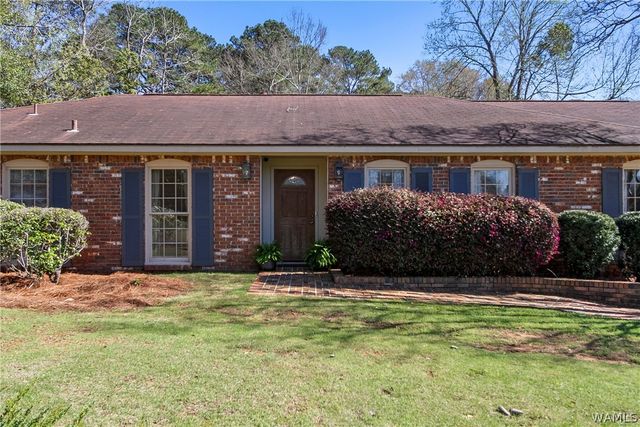 2739 Forest, Northport, AL 35476
