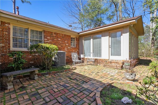 2739 Forest, Northport, AL 35476