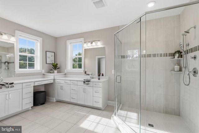 6158 FLUTIE LN, Clarksville, MD 21029