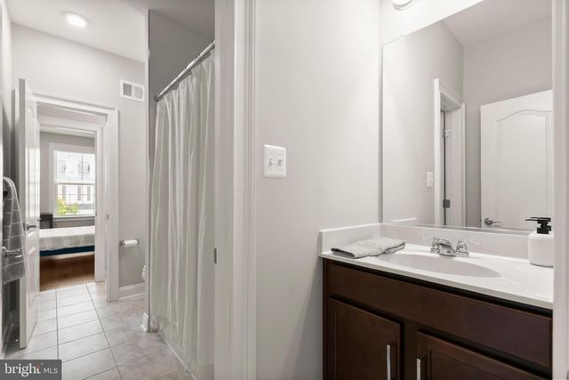 6158 FLUTIE LN, Clarksville, MD 21029