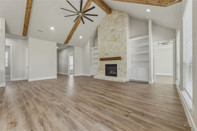 8400 Stallion Drive, Godley, TX 76044