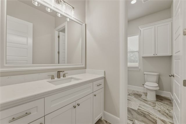 8400 Stallion Drive, Godley, TX 76044