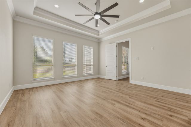 8400 Stallion Drive, Godley, TX 76044