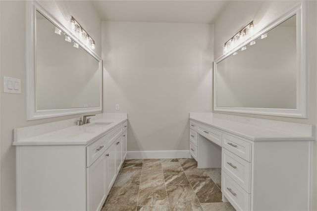 8400 Stallion Drive, Godley, TX 76044