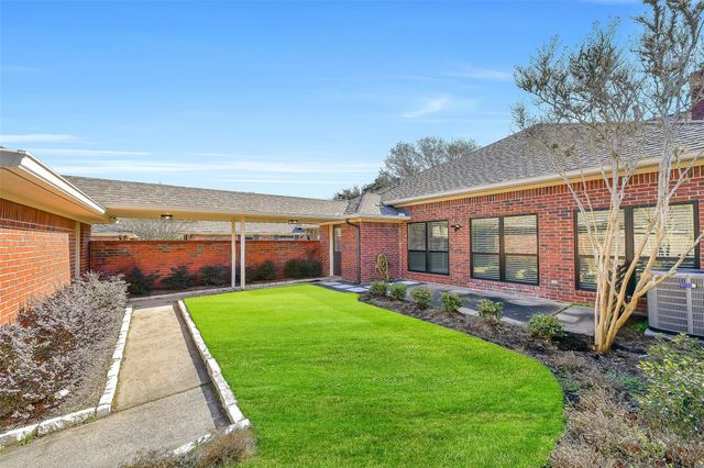 205D Skyview Terrace 704, Friendswood, TX 77546