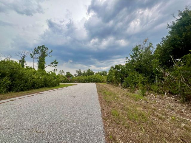 7370 SIOUX STREET, Port Charlotte, FL 33981