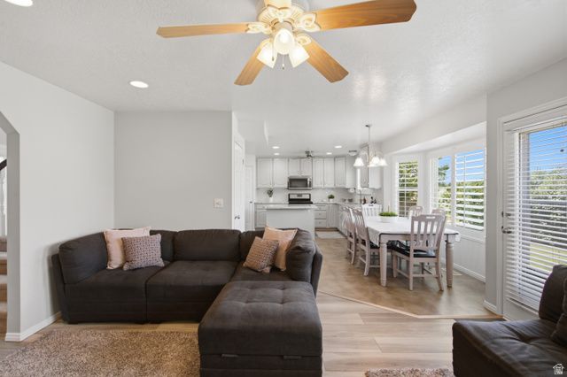 943 E 2330 N, Lehi, UT 84043