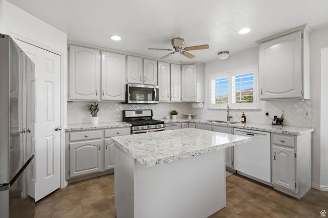 943 E 2330 N, Lehi, UT 84043